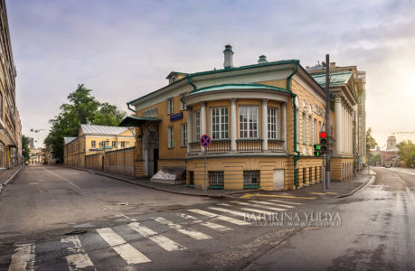 Музей-усадьба Муравьевых-Апостолов на улице Старая Басманная, Москва