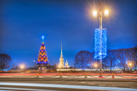 Петропавловская крепость и новогодняя ель, Санкт-Петербург
