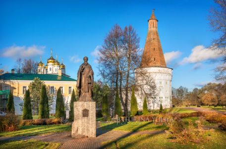 Памятник Иосиф Волоцкий, Иосифо-Волоцкий монастырь, Теряево, Волоколамск