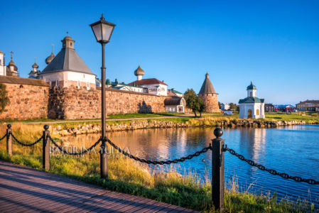 Вид на монастырь с пирса, Белое море, Соловки, Соловецкий монастырь, Соловецкие острова