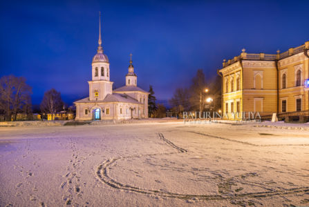 Церковь Александра Невского и сердце на снегу, зимняя Вологда