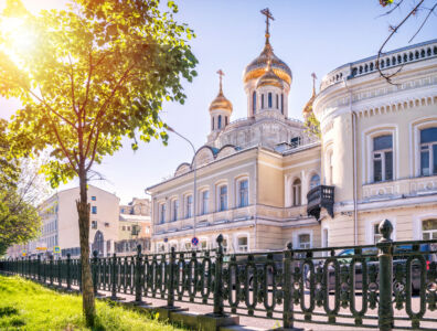 Rozhdestvensky Boulevard, Sretensky Monastery, Moscow