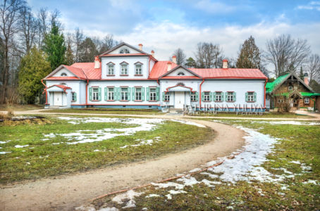 Дом с красной крышей, Абрамцево, Хотьково, Московская область