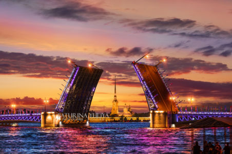 Петропавловская крепость и Дворцовый мост, развод мостов, Санкт-Петербург