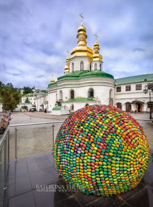 Большое пасхальное яйцо, Киево-Печерская Лавра, Киев, Украина